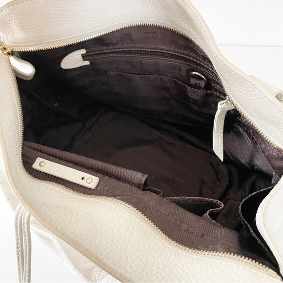 ❤️SOLD❤️Celine white bittersweet pebbled leather shoulder bag - Picture 7 of 11